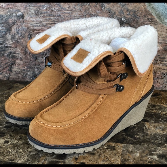 NEW Khombu Sasha Lace-Up Cold-Weather Moon Boots - Picture 8 of 11